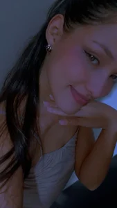 LunaValente7 Public টি ছবি