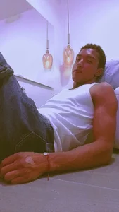 Public de DominicSterling_  5 Imagens