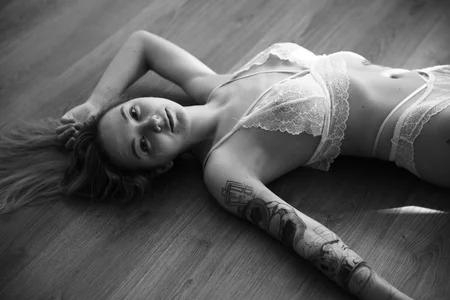 AricaPettiesPublic Bild 4