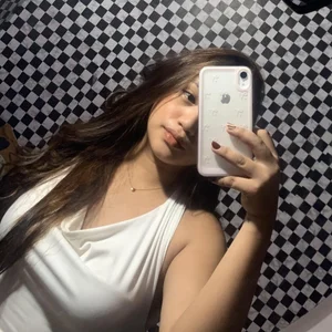 urcutiegelai JUST ME Immagine 