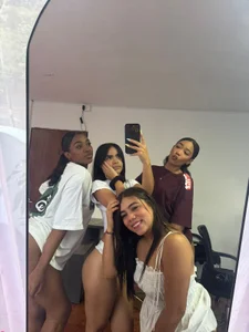 Public de Emi_rousse  9 photos