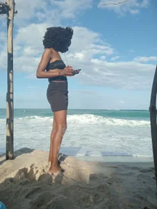 Candy_Angels: Shots on Beach ( 6 фото)