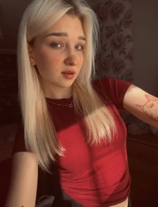 Public de Lara_Blue  3 Imagens