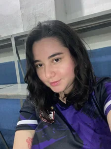 LunaGil1のHey, I play soccer in my free time😎の枚の写真