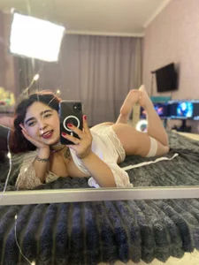 _Mary_MeのSelfie in white6の 7枚の写真