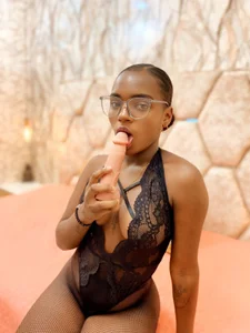 EXOTIC_EBONY_ Good girl 👠🔥 Pic 4