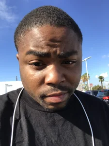 Breadwinnah: Public ( 4 фото)