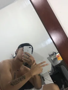 logannth Public Foto 2