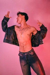 PHOTOSHOOT de IanWest_  8 photos