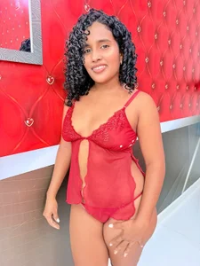 Horny_Curls Sexy latina🥵 Poză 3