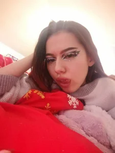 luckygirlss: Leya^^ ( 3 фото)