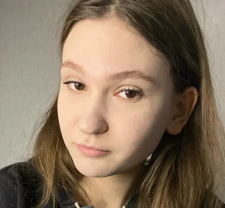 SarahLovee Public slika