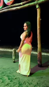 Sara_Charmy EN EL MAR Pic