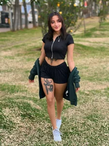 amaracooper_ GLAMOROUS 💅🖤  4. fénykép