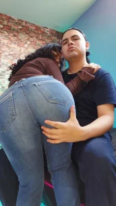 REAL COUPLE WHO LIKE TO FUCK LIVE - PAREJA REAL QUE LE GUSTA FOLLAR EN VIVO de SEXBAEL  4 photos