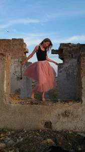 Eva_Melow Genuine success grows out of the ruins of your failures! You can rate my photos with tips😘 Pic