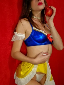 SpicyyyAngel Public Pic 8