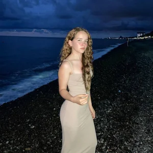 LeighaKind Public  5টি ছবি