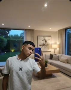 tiancamのPublicの 2枚の写真