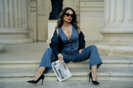 OliviaHawn: Perfectly Imperfect ( 4 фото)