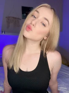 Tirragana_HOT Public Pic