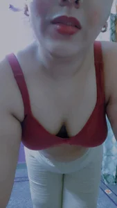 Zdjęcia arushi9490 New Added:  4