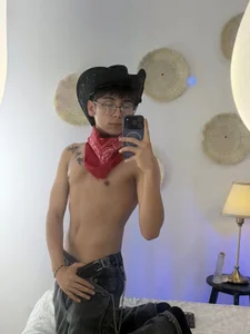 Damon_wolfe A COLOMBIAN COWBOY💛💙❤️ รูป  2