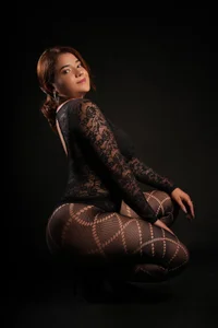 serena_foxx1 Public Pic 8