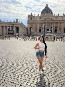 ashley_williamssのMoments in Rome🌙🏛️の枚の写真