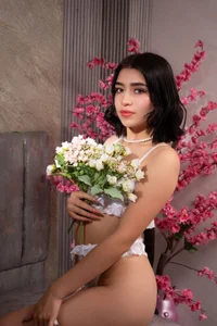 mily_thomson_b_ Photoshoot Kuva