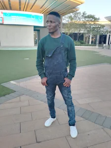 Dick_Starring Public Pic 8