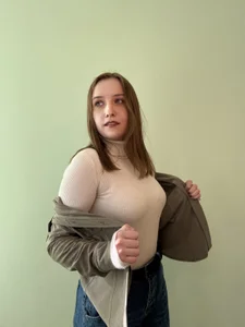 AraSuits Public Foto