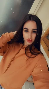 Fortune_888のhot girlの 3枚の写真