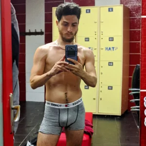 sentinustm Ateşli Seksi Erkek Pic