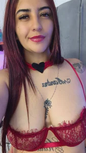 hello ! od Maddy__Jones  5 snímek