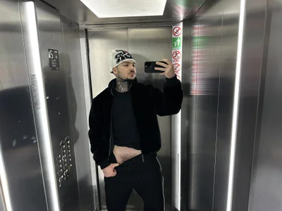 hyper_syren Dark night Bilde 6