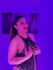 SexyRachel_ dangerous look👀😏 Pic 3