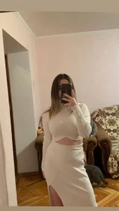 Public od MelissiaGerty  2 snímek