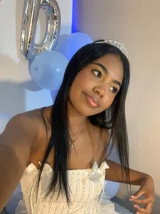 Aria_Rose1_ IT'S MY BIRTHDAY 🎊😋❤️👄 Pic