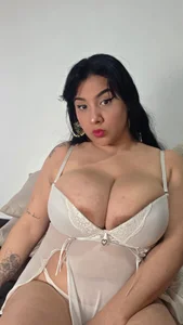 rosebigboobsの😈😏I shouldn't be thinking so much about you... but here we are😈😏の枚の写真