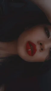 Little_Swan SEXY LIPS Bilde 3