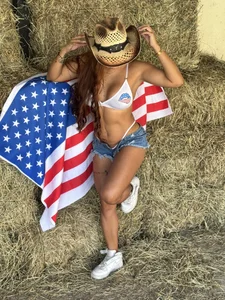 Amber_Martins_ “¡Feliz 4 de julio! Immagine  5