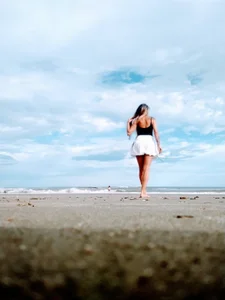 Caroll_Ass Public Pic 4