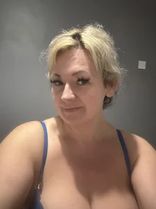 GoldenSquirter Me Bilde