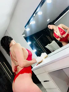 Kaely_Burniing Public slika 5