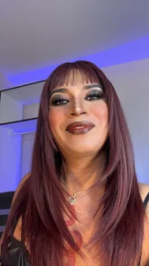 mslilly_croftのSHOW LILLY SOME LOVE AND CUMの枚の写真