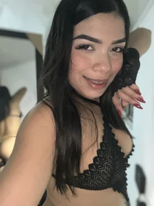 🖤 de Maya-squirt  3 Imagens