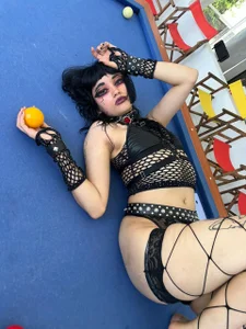 Yueeclipsa Public Immagine  4