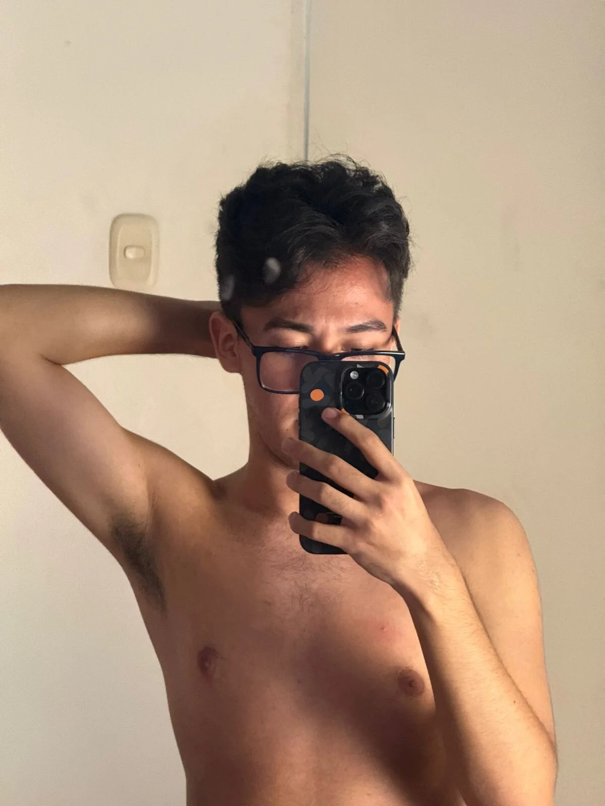 Трендове зображення  1079 Austin_Reedss