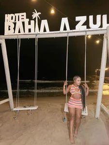 Miss_westt_ HAPPY BIRTHDAY TAYLOR #24 Gambar 4